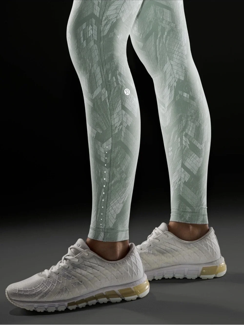 Lululemon Swift Speed High Rise Tight - Picture 4 of 4